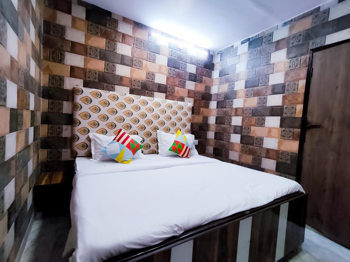 Roomshala 122 Hotel Park View - Near Adarsh Nagar Neu-Delhi Exterior foto